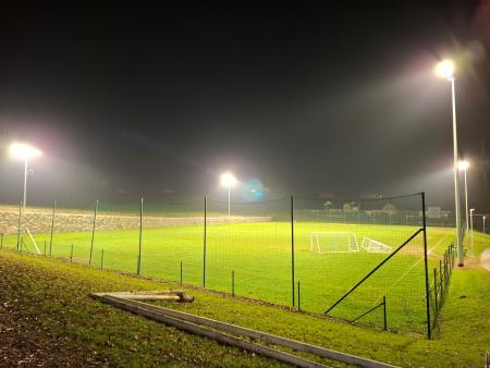 Razsvetljeno igrišče